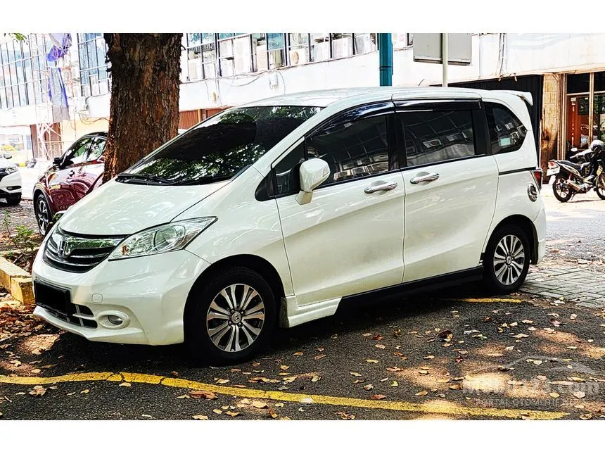 Jual Mobil Honda Freed 2012 E 1.5 di Banten Automatic MPV Putih Rp 130.000.000