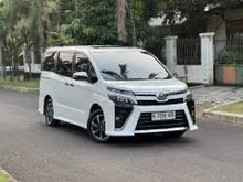 2018 Toyota Voxy 2.0 MPV - RECORD - TANGAN PERTAMA - PANORAMIC SUNROOF - POWER BACKDOOR - ISTIMEWA - TERMURAH