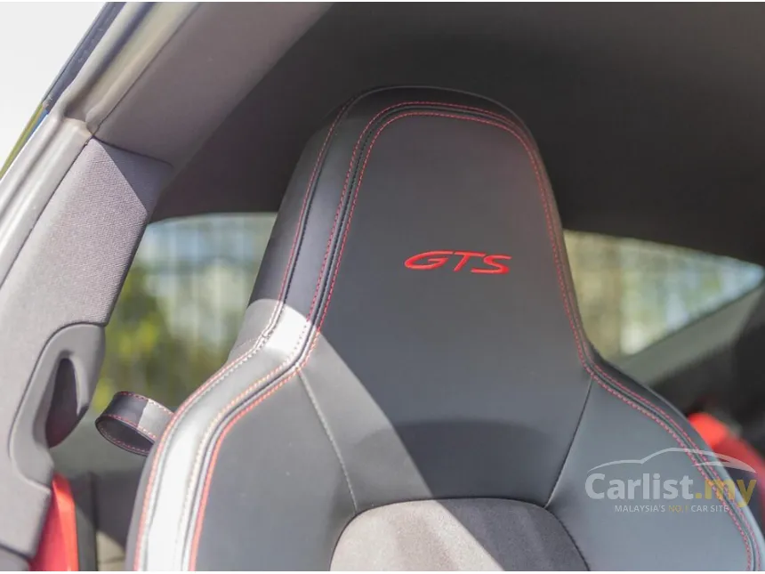 2022 Porsche 911 Carrera GTS Coupe