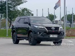 2020 Toyota Fortuner 2.4 VRZ TRD 4X2 SUV
