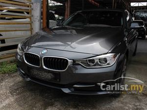 2012 BMW 328i 2.0 Luxury Line Sedan (A)