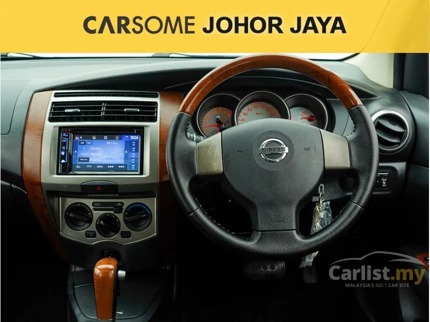 2011 Nissan Grand Livina Comfort MPV