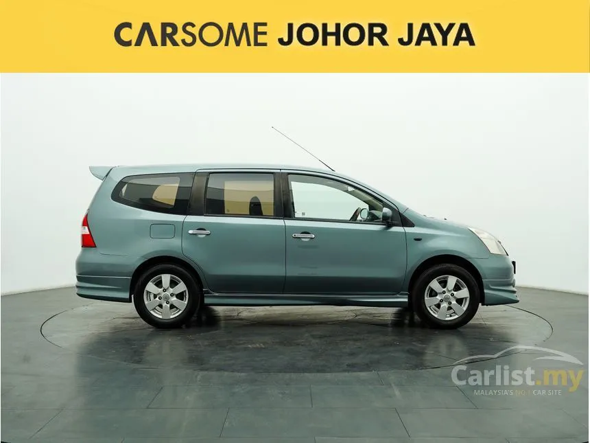 2011 Nissan Grand Livina Comfort MPV