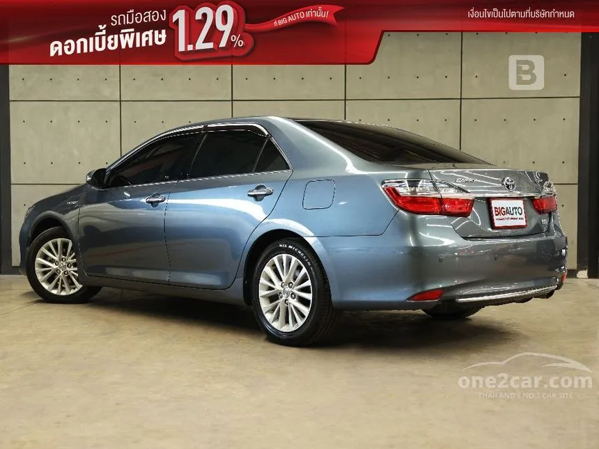 2016 Toyota Camry Hybrid Sedan