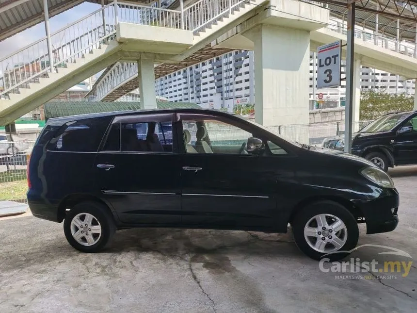 2005 Toyota Innova G MPV