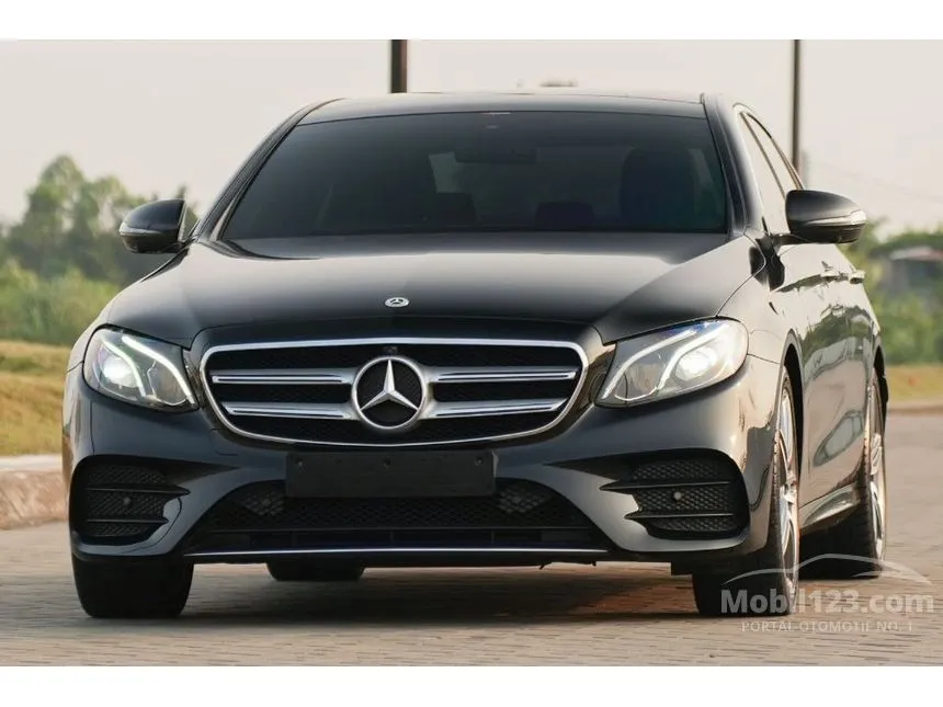 2018 Mercedes-Benz E300 AMG Line Sedan