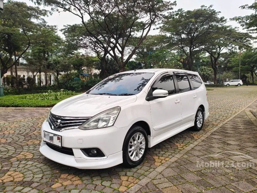 Jual Mobil Nissan Grand Livina 2015 Highway Star 1.5 di Banten Automatic MPV Putih Rp 119.000.000