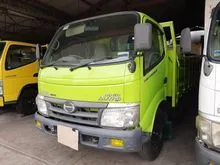 2013 Hino Dutro 4.0 Truck
