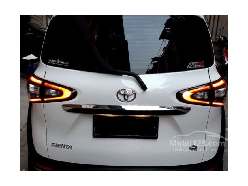 2017 Toyota Sienta Q MPV