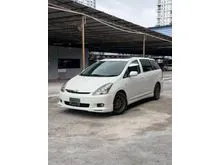 Toyota Wish 1.8(A)Aero Sports// Sunroof// Full Spec // All ORI