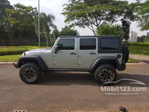 Jeep Wrangler Mobil Bekas Baru dijual di Indonesia 