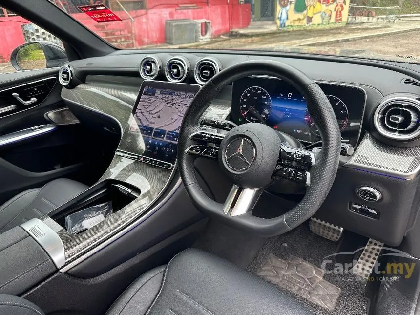 2023 Mercedes-Benz GLC300 4MATIC AMG Line SUV