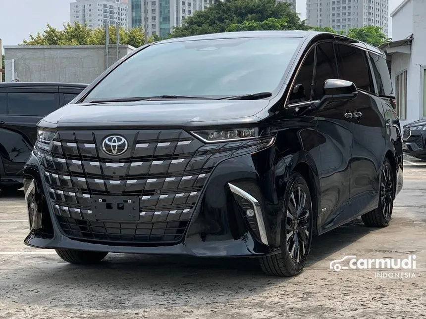 2024 Toyota Alphard HEV MPV