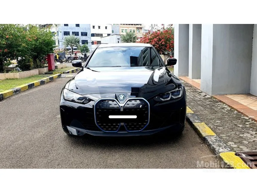 2024 BMW i4 eDrive35 Coupe