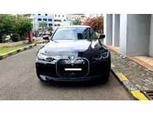 2024 BMW i4 0.0 eDrive35 Coupe hitam km 8 ribuan
