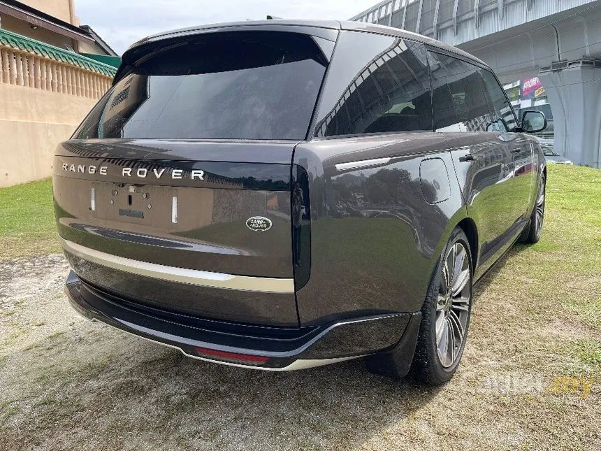 2022 Land Rover Range Rover D350 Autobiography SUV