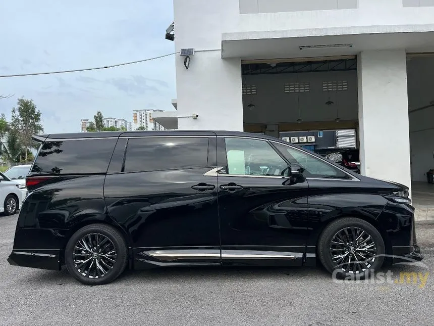 2023 Toyota Vellfire Z Premier MPV