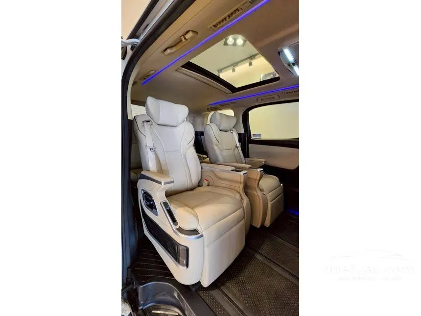 2019 Toyota ALPHARD HV X Van