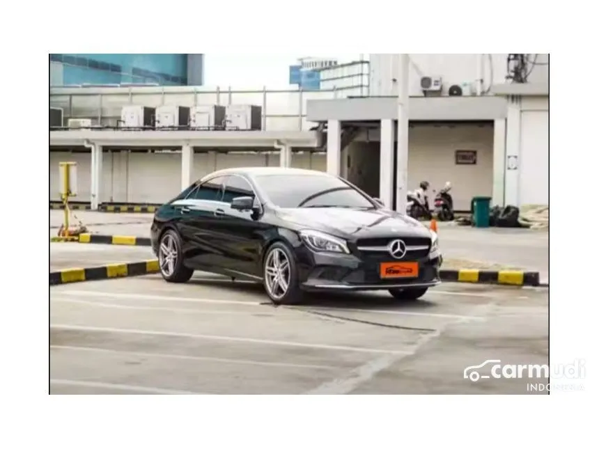 2016 Mercedes-Benz CLA200 Urban Coupe