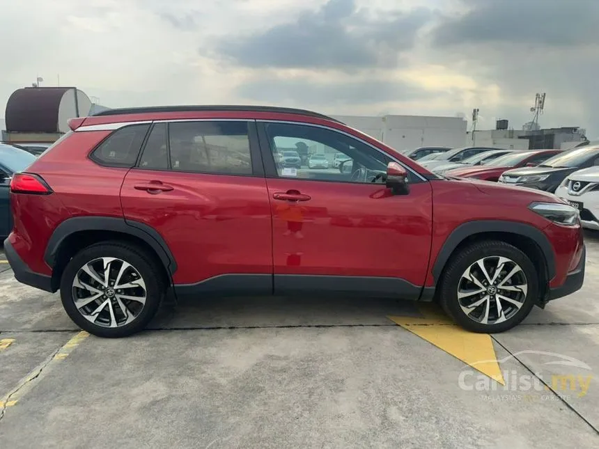 2022 Toyota Corolla Cross V SUV