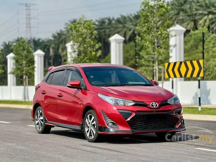 2020 Toyota Yaris E Hatchback