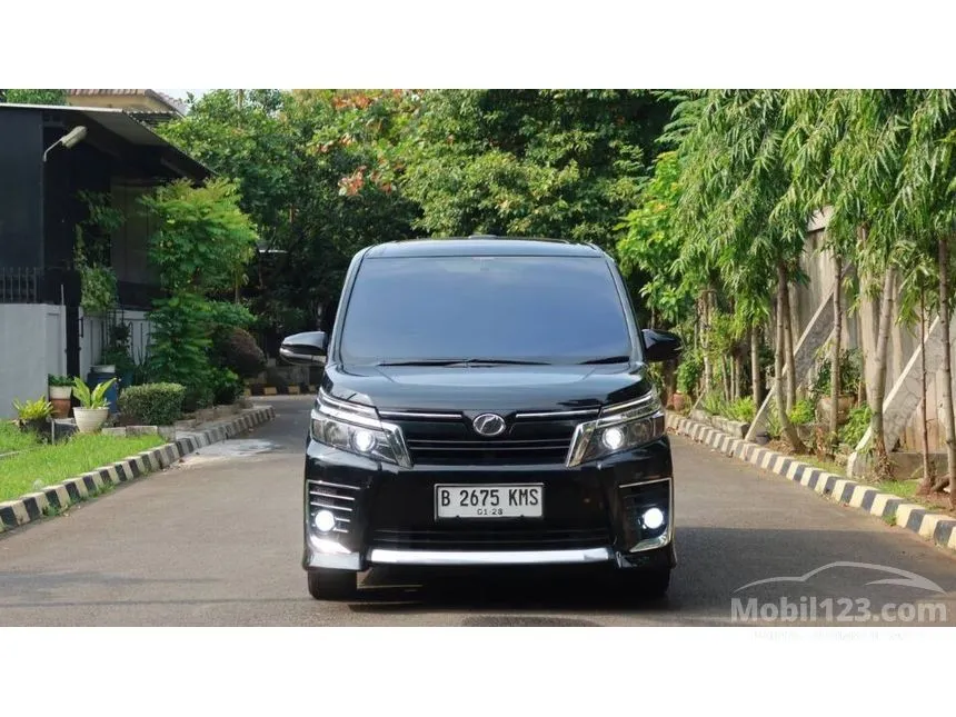 Jual Mobil Toyota Voxy 2014 2.0 di Banten Automatic Wagon Hitam Rp 280.000.000