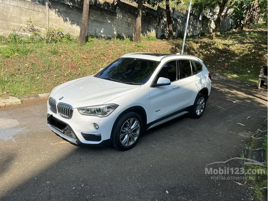 Jual Mobil BMW X1 2018 sDrive18i xLine 1.5 di Jawa Barat Automatic SUV Putih Rp 375.000.000