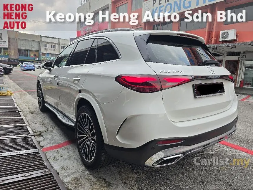 2023 Mercedes-Benz GLC300 4MATIC AMG Line SUV
