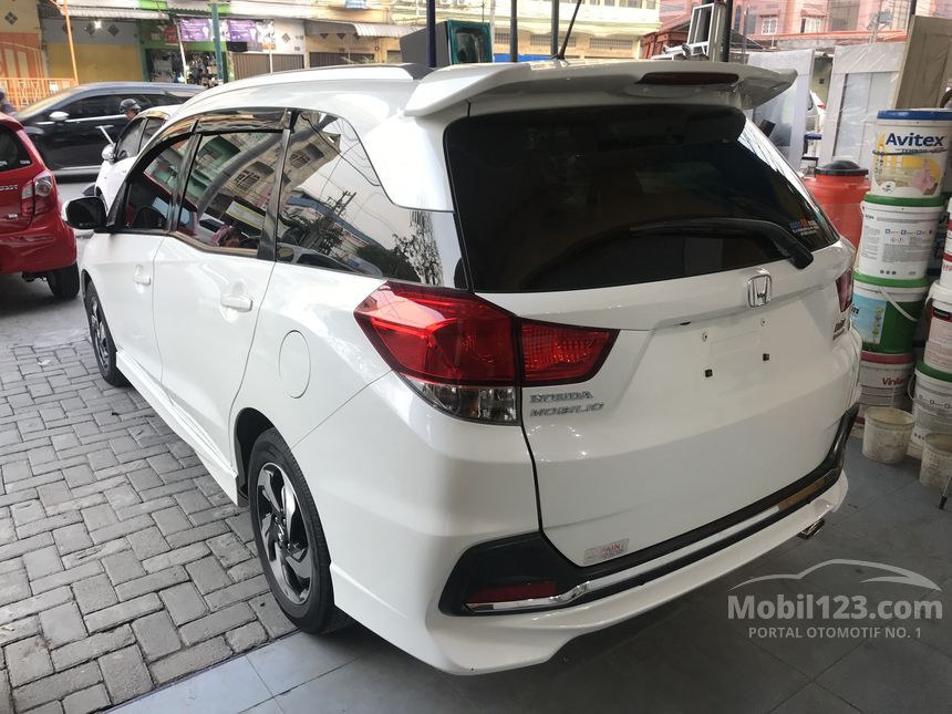 Jual Mobil Honda Mobilio  2014 RS  1 5 di Sumatera Utara 