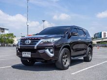2015 Toyota Fortuner 2.4 (ปี 15-18) V Wagon