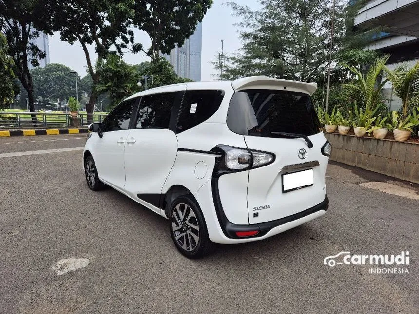 2021 Toyota Sienta V MPV