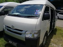 2015 Toyota Hiace 2.7 Window Van