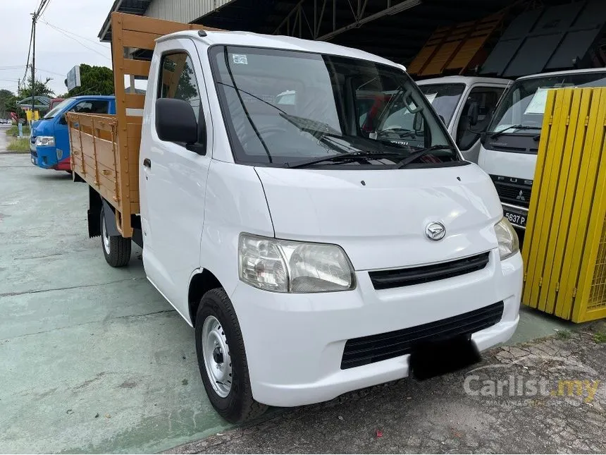 2015 Daihatsu Gran Max Wooden Cargo Cab Chassis