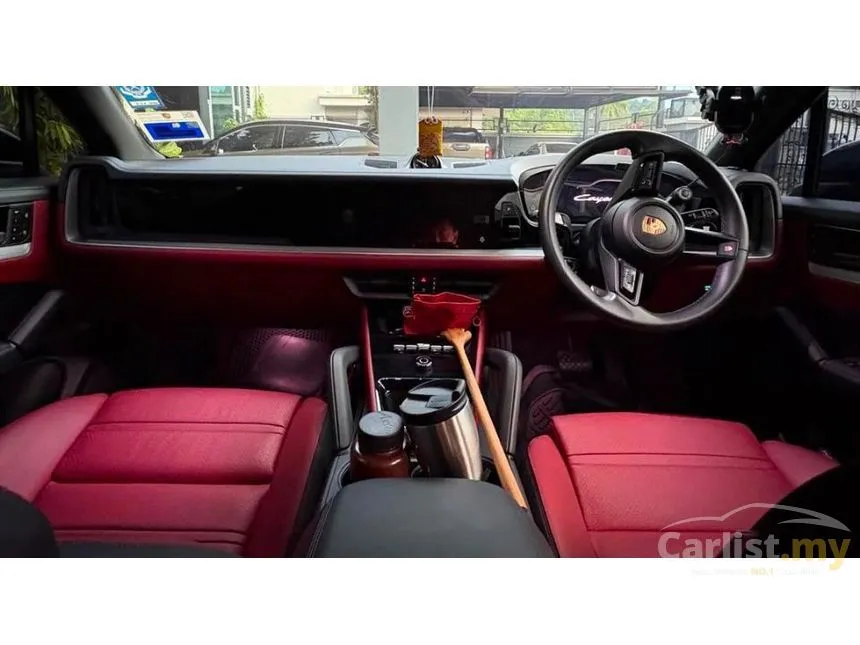 2024 Porsche Cayenne SUV