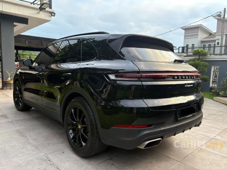 2024 Porsche Cayenne SUV