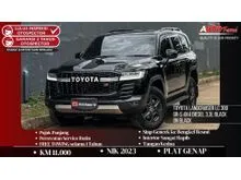 2023 Toyota Land Cruiser 3.3 300 GR-S SUV KM 11.000 Toyota Landcruiser LC 300 GR-S 4X4 Diesel 3,3L NIK 2023 Black On Black