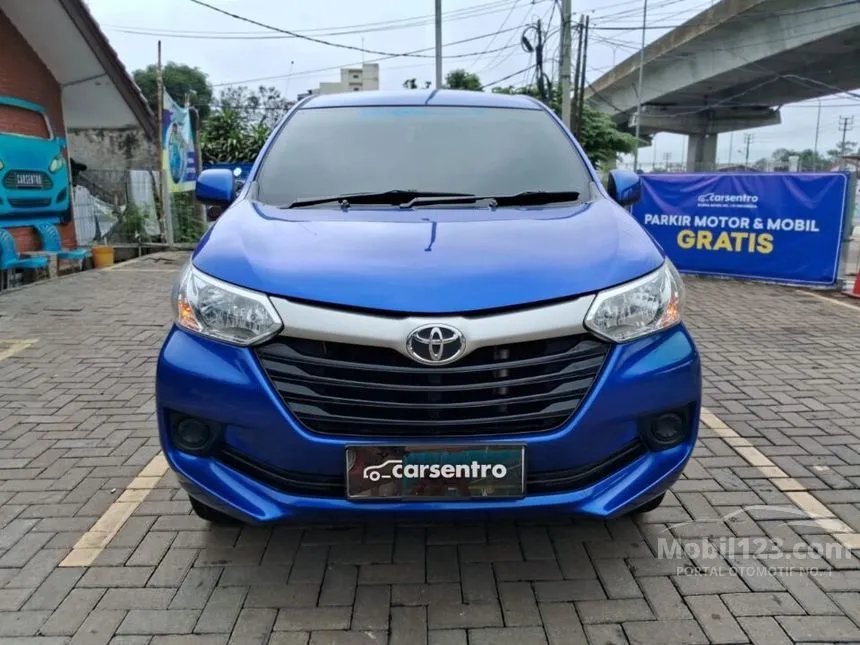 Jual Mobil Toyota Avanza 2017 E 1.3 di Jawa Barat Manual MPV Biru Rp 125.000.000