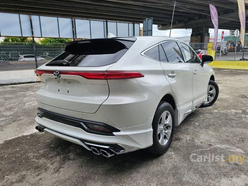 2022 Toyota Harrier S SUV