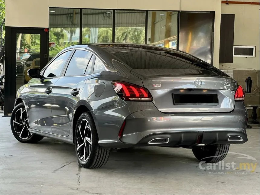 2025 MG 5 Sedan