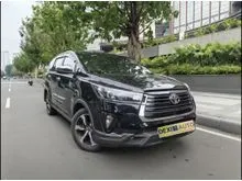 2022 Toyota Kijang Innova 2.4 Venturer MPV - (KM30000)TOYOTA INNOVA VENTURER 2.4 DIESEL NIK 2022 ISTIMEWA KMRENDAH