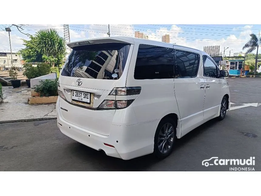 2011 Toyota Vellfire Z MPV
