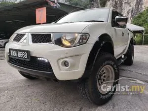 2012 Mitsubishi Triton 2.5 VGT Euro Pickup Truck , Full spec , sun roof , include number