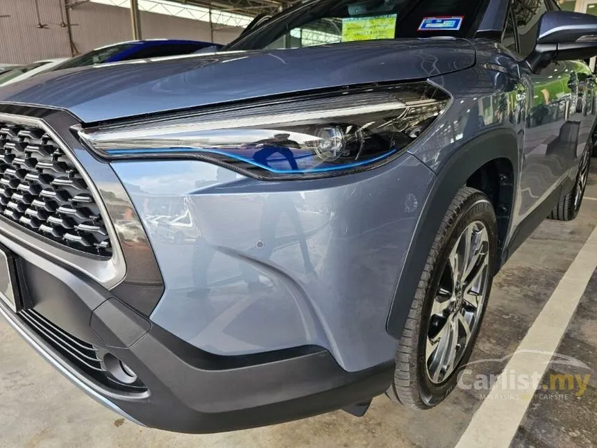 2022 Toyota Corolla Cross Hybrid SUV