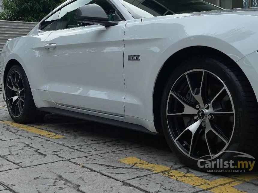 2021 Ford MUSTANG High Performance Coupe