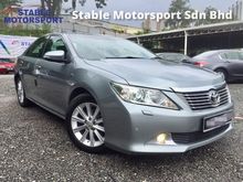 2014 Toyota Camry 2.5 V Sedan ** LADY DIRECTOR OWNER... FULL SERVICE RECORD... LOW MLG... ACCIDENT FREE... CLEAN INTERIOR... 1 YR WARRANTY... MUST VIEW **