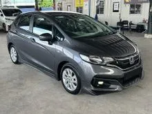 2018 Honda Jazz 1.5 E FACELIFT , Low Mileage 32k KM , UNDER HONDA FULL SERVICE RECORD , Push Start , Keyless Entry , Reverse Camera , Full Bodykit