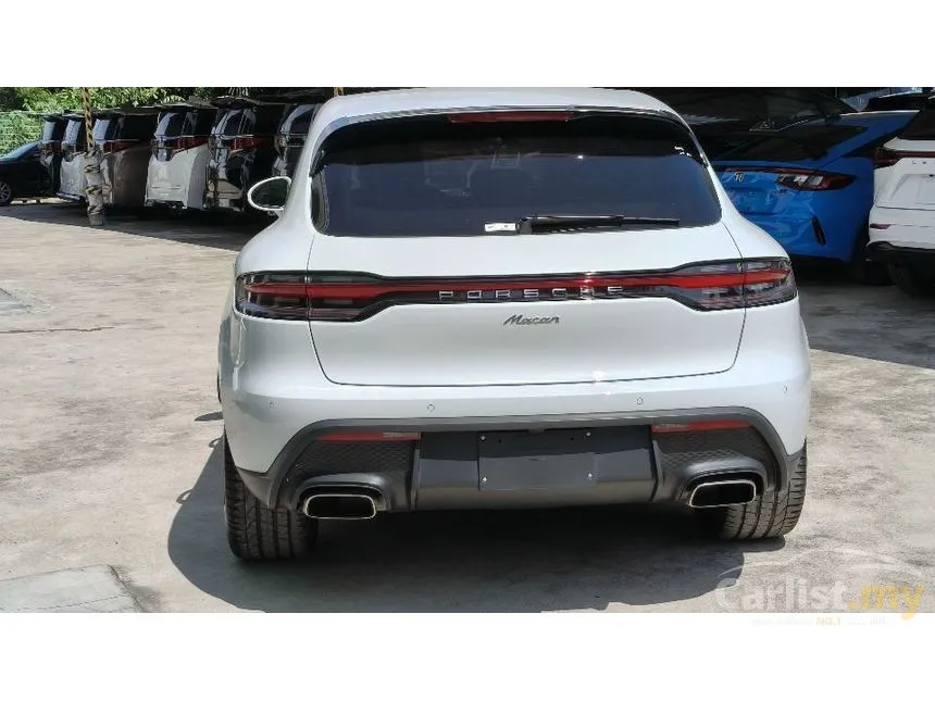 2022 Porsche Macan SUV