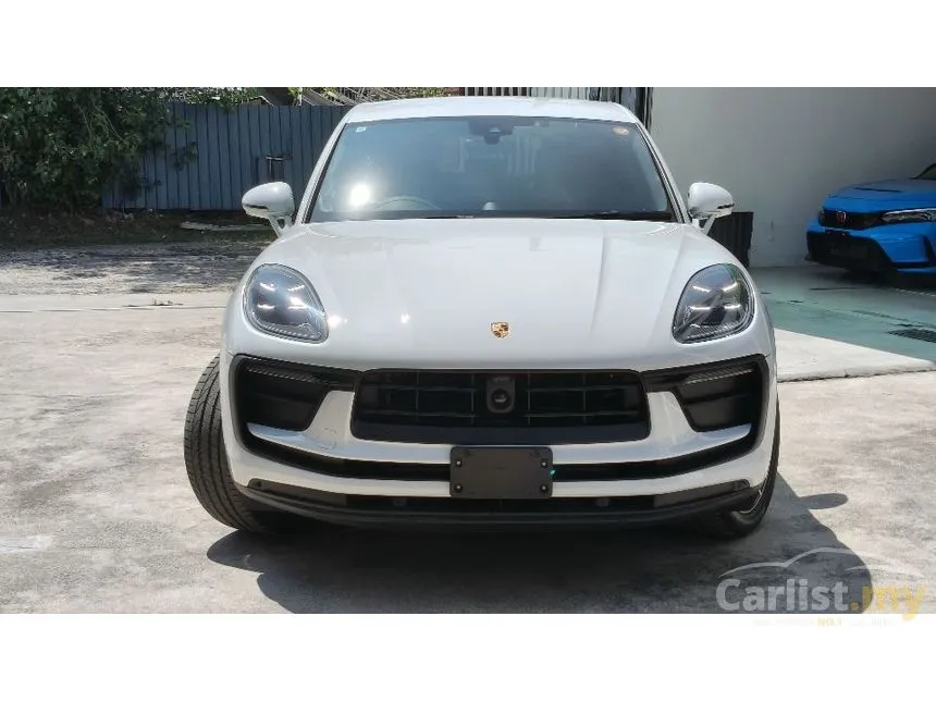 2022 Porsche Macan SUV