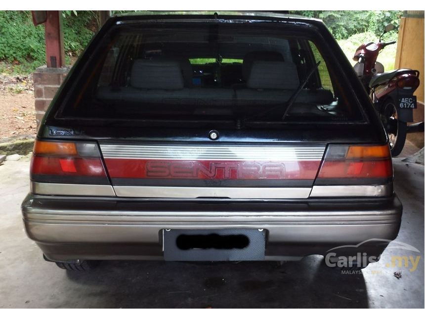 1991 Nissan Sentra Hatchback