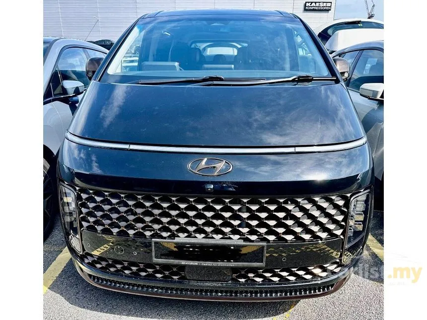 2022 Hyundai Staria Premium MPV